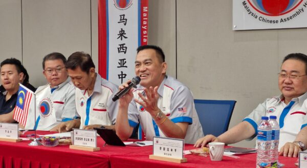 【蔡志权：“一带一路”已进入新阶段】 【产业连接   民心互联   促马中合作双向成长】